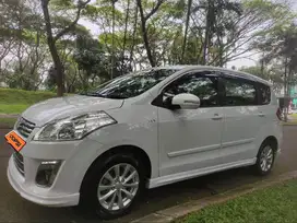 Dijual Cepat - Suzuki Ertiga GX Elegant 2015 Putih Manual