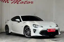 TOYOTA FT 86 TRD A/T 2019 PUTIH