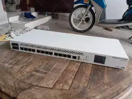 Mikrotik CCR1036 12G 4S