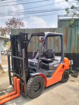 Forklift Toyota 2,5 Ton,Tiang 3 Meter,Matic,1DZ-II,8FD25,Tahun 2020