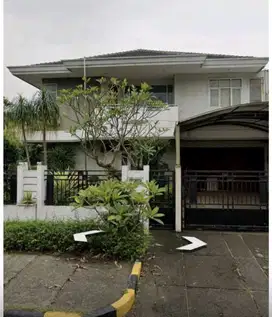 Disewakan Rumah Mewah 2 Lt Furnish Intercon Kebon Jeruk Jakarta Barat
