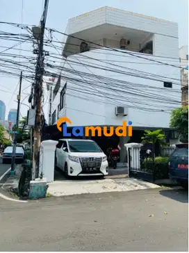 Jual cepat kantor 3 lantai, hook strategis kwitang senen jakarta pusat