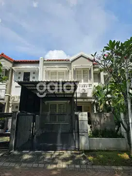 Rumah Villa Sentra Raya Citraland Surabaya 2 Lantai Hadap Selatan