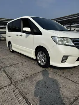 Serena 2014 HWS tgn 1 tdp 10jt saja