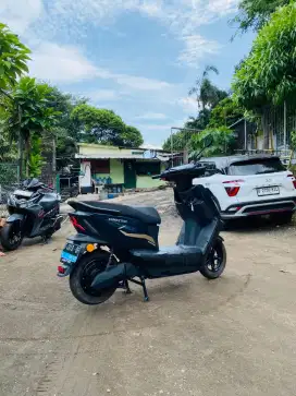 Motor listrik United MX 1200 Tahun 2024