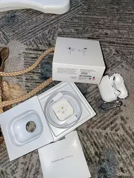 Airpod Apple Pro Generasi 1