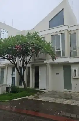 Grand Pakuwon 2 lantai