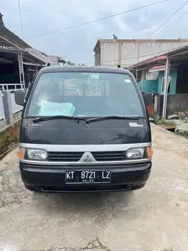 Pick up mitsubishi T120S