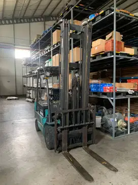Dijual forklift Baterai merk Baoli 2,5 ton tahun 2019 matic mast 7 mtr