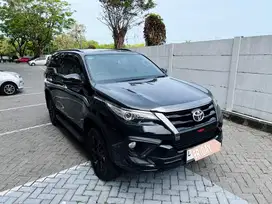 KM 30rb | TOTOTA FORTUNER TRD 2020 ORI 100% no Pajero dakar reborn
