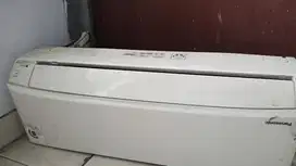 AC 1 pk lengkap indoor, outdoor dan remot