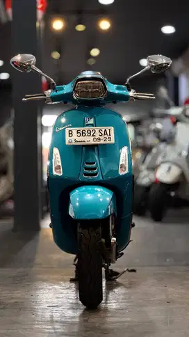 VESPA SPRINT IGET ABS FACELIFT (FAVORITE COLOUR)