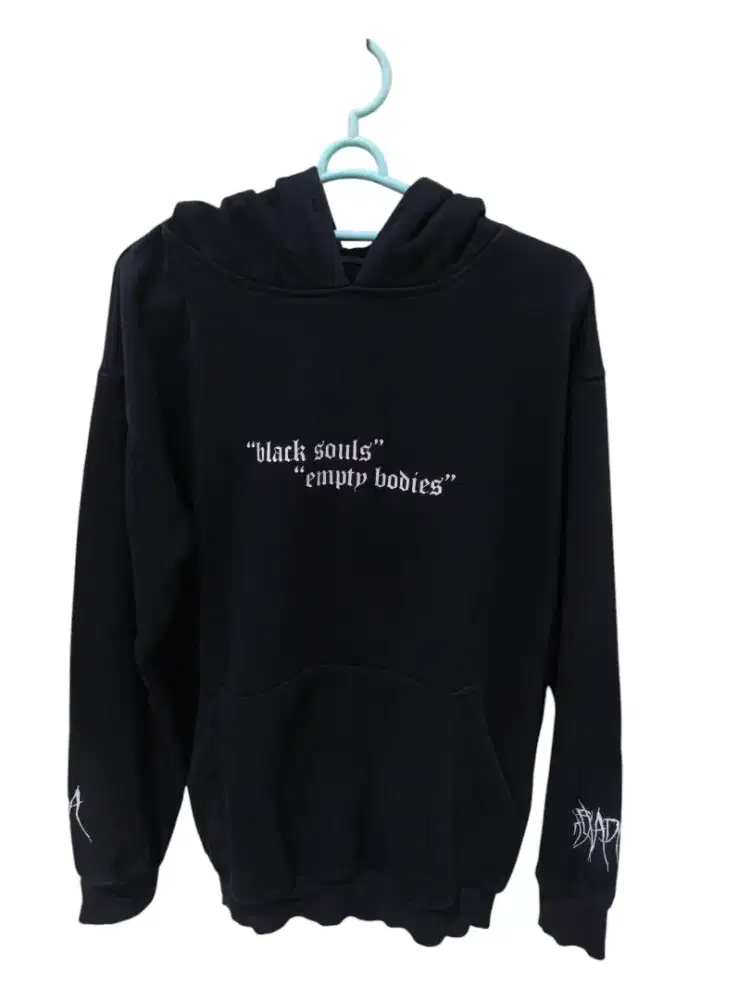 Jaket Hoodie Distro & Merk HOODIEKU Size L