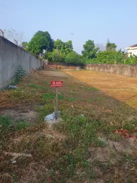 DI JUAL CEPAT tanah strategis di samping pasar pagi Tridarma