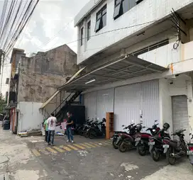 DISEWAKAN RUKO JL PUNGKUR BANDUNG -PUSAT KOTA DKT YOGYA, KINGS DLL ^AM