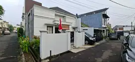 DIJUAL RUMAH DI VILLA DAGO PAMULANG