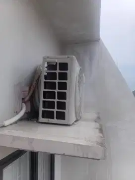 Service AC bongkar pasang AC perbaikan ac tambah freon AC