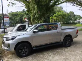 Hailux murah hanya dengan 375jt+100jt saja boss