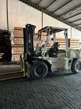 JUAL CEPAT FORKLIFT TCM 7 TON MATIC 2016