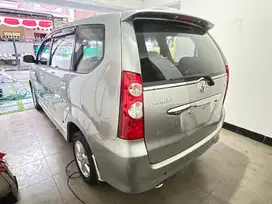 Toyota Avanza 2010 Bensin