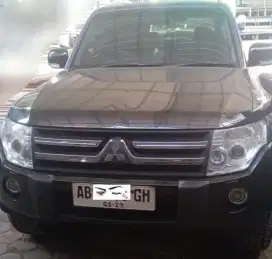 Djual Pajero Super Exceed 4x4 3.0 AT Bensin