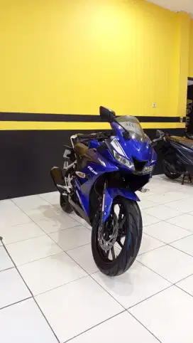 YAMAHA YZF R15 THN 2018 , KM 18K . KONDISI MOTOR ANTIK
