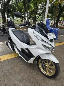 DP MINIM 2JTA CASH KREDIT HONDA PCX 150 CBS ISS THN 2020 PAJAK IDUP