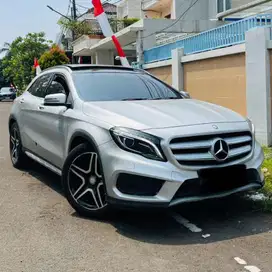 (CASH) Mercedes Benz GLA200 AMG CBU 2014
