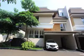 Dijual Rumah Brand new dalam Cluster Taman Pesona Jatipadang, Jaksel