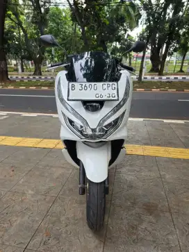 DP MINIM 2JTA CASH KREDIT HONDA PCX 150 THN 2020 PAJAK IDUP