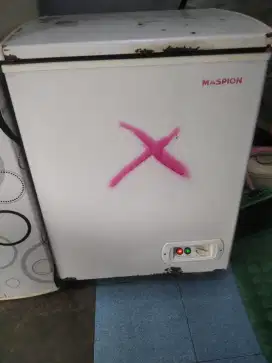 djual frezerr box merk Maspion siap pake..