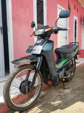 Di jual yamaha crypton limited edition pajak on tt/bt+2jt