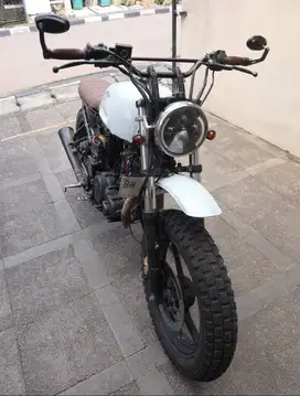 Custom Motor Advanture *Byson*