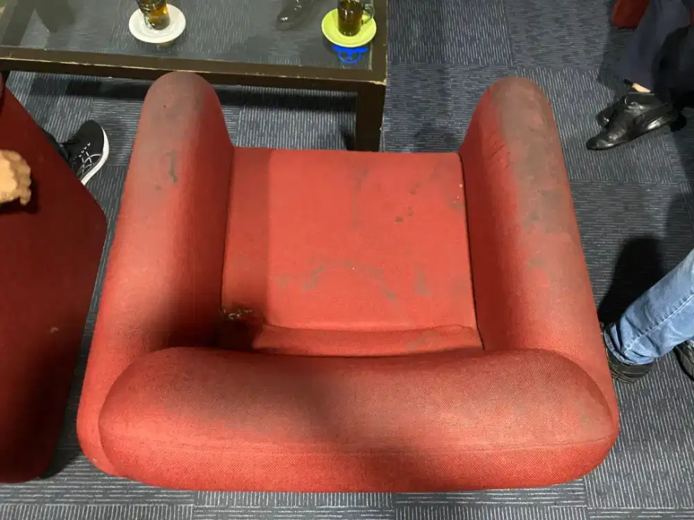 Bikin sofa dan servis