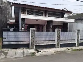 Dijual Rumah Mewah Dekat Mall Strategis (GS 104) KOTA TANGERANG BANTEN