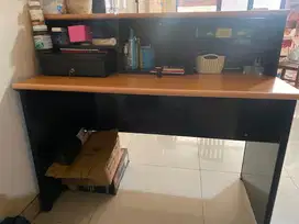 Meja kasir mulus BONUS KURSI
