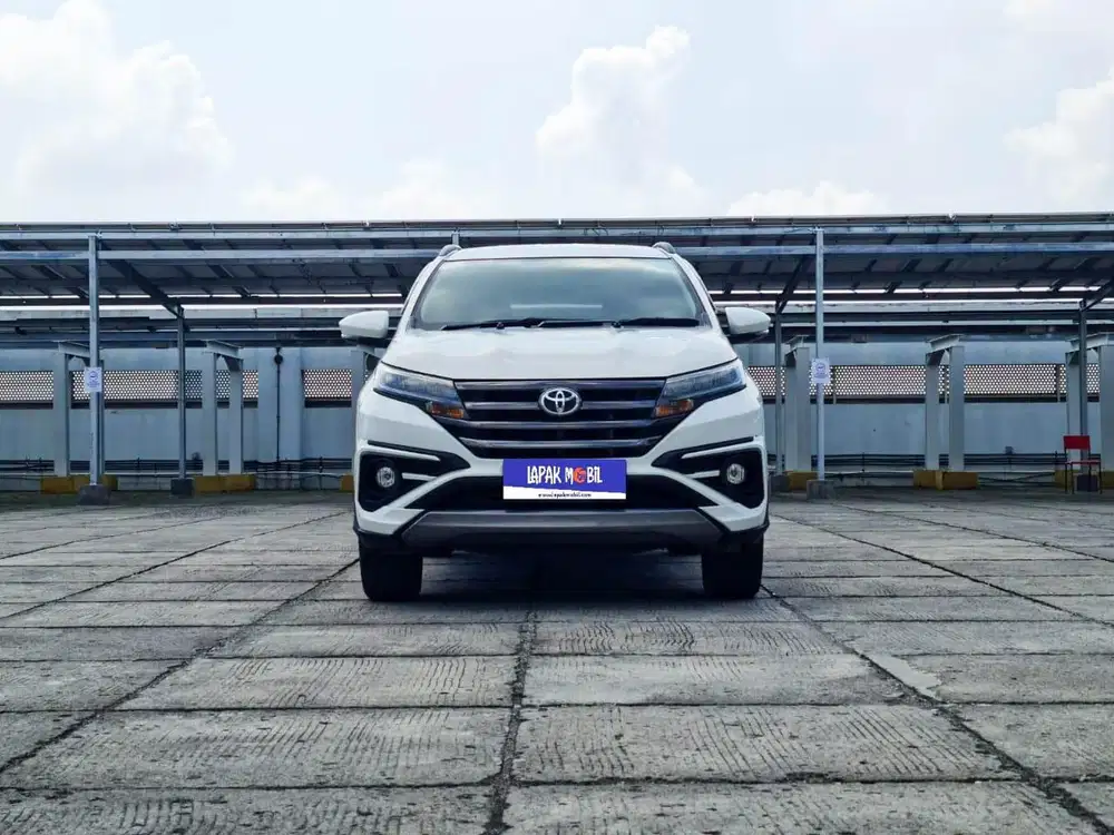 Ready !!! Toyota Rush 1.5 GR Sport AT 2022 Putih KM 27RB