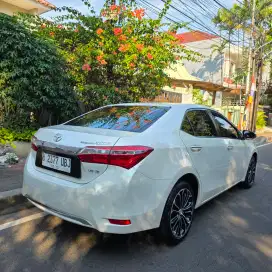 Luar Biasa Istimewa. Rapi. Toyota Altis V Matic 2015 Putih