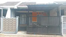 Dijual Cepat Rumah Cluster Pelangi, Cipondoh - Tangerang