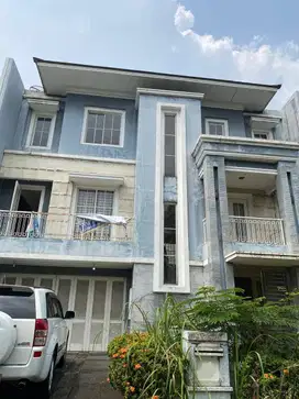 Rumah dijual CASH 3Lantai LT240 dkt Tol  @Sutera Olivia Alam Sutera