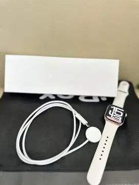 FOR SELL APPLE WATCH SERIES 10 with SPORT BAND 42 mm ROSE GOLD