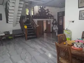Dijual Rumah Jln H Juhri Dekat Universitas Mercubuana jakarta Barat