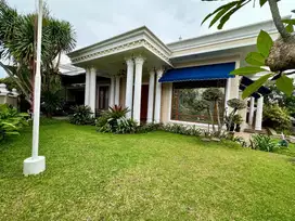 Rumah mewah dijual di Pamulang Tangerang Selatan Lokasi Asri