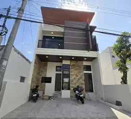 Dijual Rumah Mewah Ful Furnished, Siap Huni, Dekat Kampus UGM