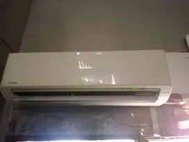 Terima jasa servis AC split