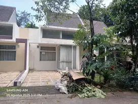 DIJUAL RUMAH SEMI FURNISH SIAP HUNI BAGUS GREEN VALLEY SENTUL SSR407