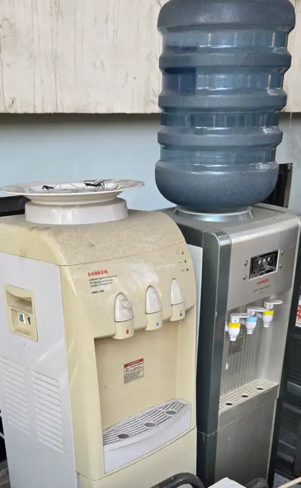 Dijual dispenser harga per barang Dingin/panas normal