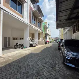 TOWNHOUSE JALAN KARYA SETUJU KOMPLEK SETUJU RESIDENCE MEDAN BARAT