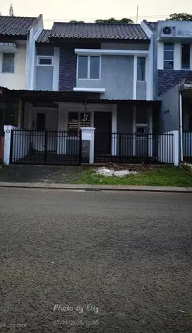 Dijual Rumah Siap Huni di Legenda Wisata Cibubur