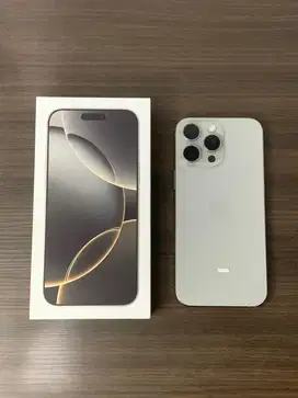 Iphone 16 Pro Max 256gb IBOX Like New 99,9% Mulus Fullset (GARANSI ON)